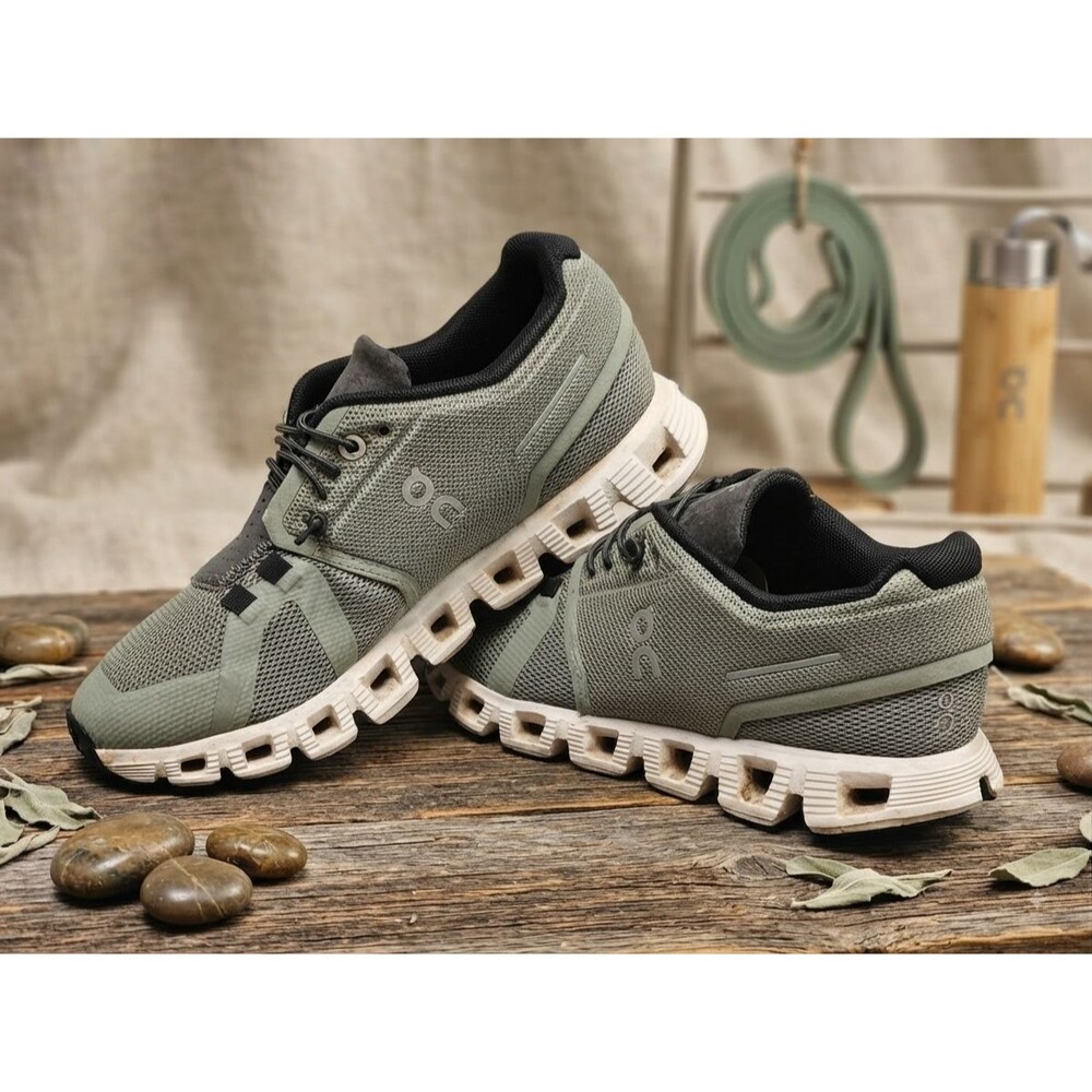 On Cloud 5 Women’s Size 6 Kelp Green Shadow Running Shoes Sneakers CloudTec